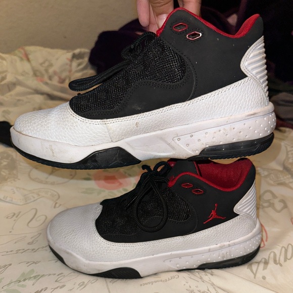 Jordan Max Aura 2 - Picture 2 of 2